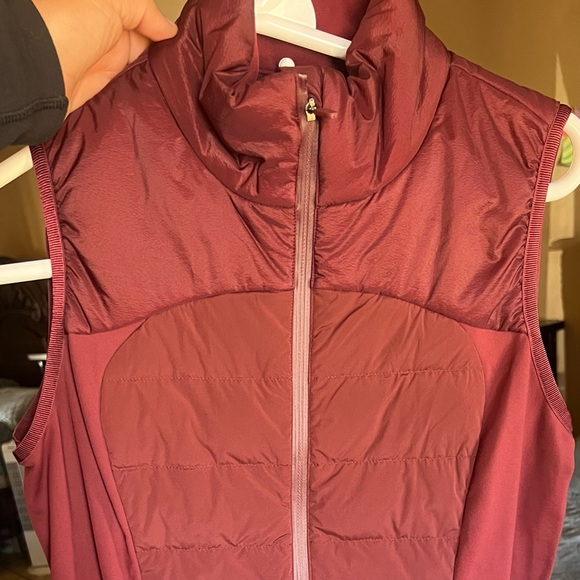 Lululemon Size 8  New - Picture 1 of 3